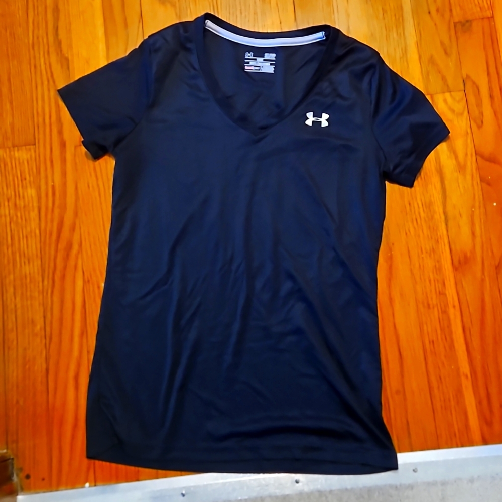 Under armor V neck